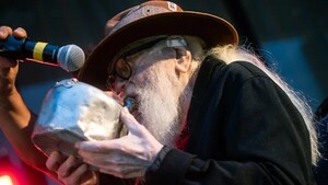 Leyenda de la música brasileña Hermeto Pascoal muere a los 89 años
