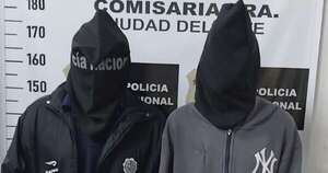 Diario HOY | Padre e hijo, detenidos por dejar a su suerte a mujer que convulsionó en edificio