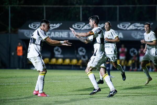 Remontada y celebración de Recoleta