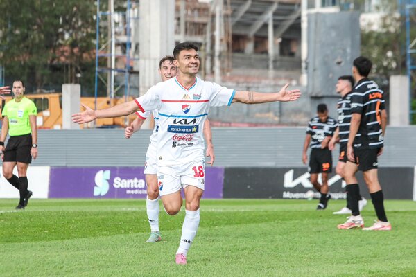 Nacional venció de forma categórica a Olimpia