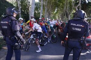 La Vuelta lamenta los incidentes y felicita a Vingegaard  - Polideportivo - ABC Color
