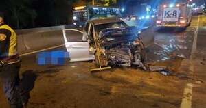 Diario HOY | Conductor muere al chocar contra muro de un puente en Capiatá
