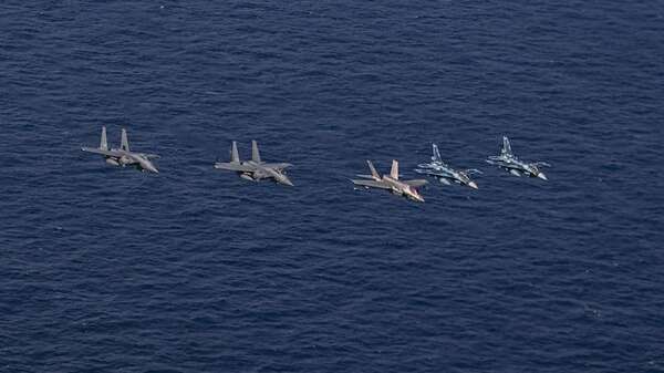 Corea del Sur, EE.UU. y Japón comienzan ejercicio militar conjunto ante tensiones con Pionyang - Mundo - ABC Color