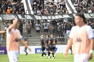 Olimpia: de la derrota 4-1 a quedar ¡décimo en la tabla! - Olimpia - ABC Color
