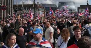 La Nación / Ultraderecha muestra su poder de convocatoria en Londres con más de 110.000 personas