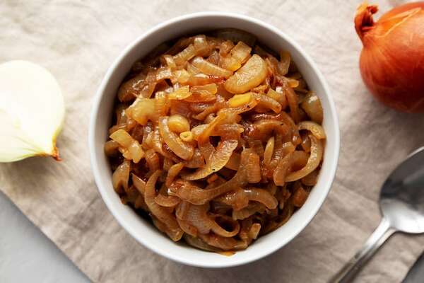 Aprendé a hacer cebollas caramelizadas: receta sencilla y deliciosa - Gastronomía - ABC Color