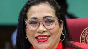 Hoy presentarían raje de Yamy Nal