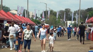 Solidaridad y sabores en la Feria Gastronómica del Rotary Club Cambyretã