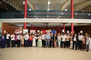 Exitosa campaña de bodas comunitarias
