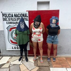 Popular / Kuña tatachas a la comisaría