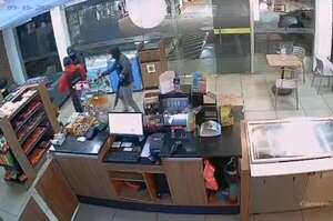 Con armas largas irrumpen en surtidor y roban recaudación - ABC en el Este - ABC Color