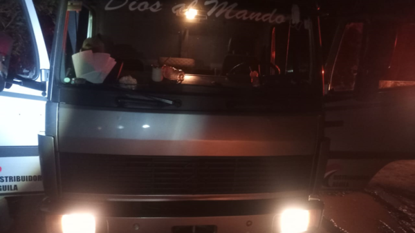 Piratas del asfalto asaltan camión transportador de cerveza y se llevan G. 60 millones