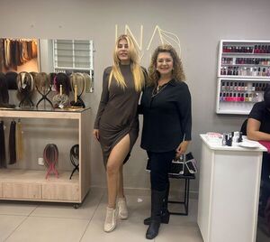 Popular / ¡Así luce su característica melena rubia!