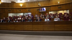 Ejecutivo pedirá otra postergación de proyecto de fusión de viceministerios