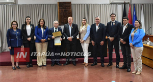 RECONOCEN AL PROF. SIXTO RAMÓN FIGUEREDO COMO HIJO DILECTO DE ITAPÚA.
