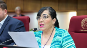 Bancada de Honor Colorado expulsa a “Yamy Nal”, pero aún no define sanción