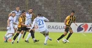 Versus / Sol gana un partido clave, sigue respirando y entierra a Guaraní de Fram