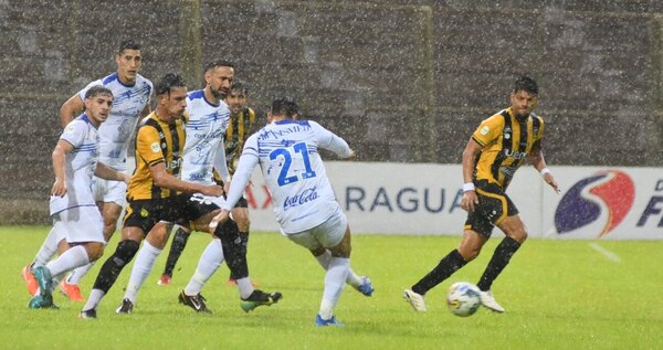 Versus / Sol gana un partido clave, sigue respirando y entierra a Guaraní de Fram