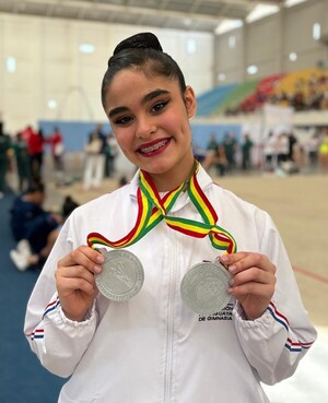La gimnasta Abigail Riquelme, con altura gana par de medallas históricas en Cochabamba - La Tribuna