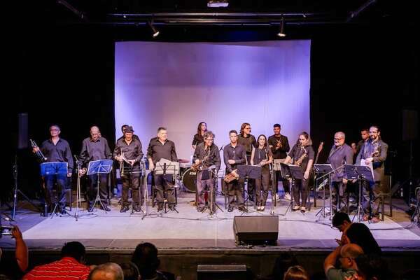 Bopnova Jazz Band revive “la era del swing” en El Otro Teatro - Música - ABC Color