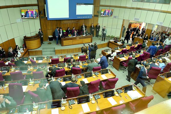 Abren proceso de pérdida de investidura tras audios filtrados - La Tribuna