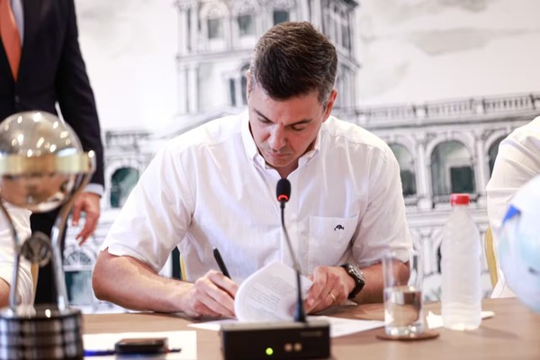 Peña firma decreto para que la final de la Copa Sudamericana sea “una gran fiesta” - ADN Digital