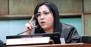 Luego de ser pillada, Yamy Nal quiere que la Fiscalía investigue quien le pinchó el celular - ADN Digital