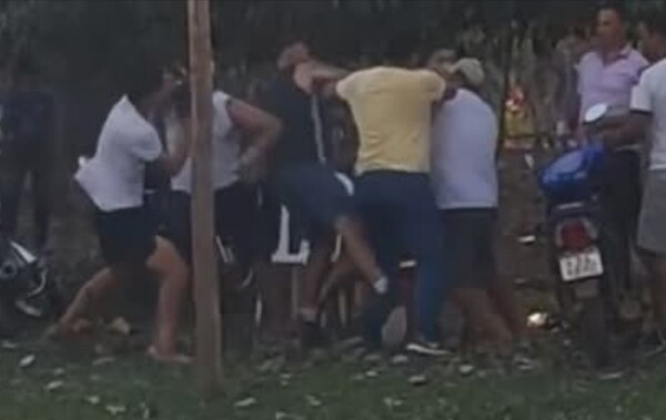 Popular / Torneo parroquial opa en tongazos tipo "por la señal de la cruz"