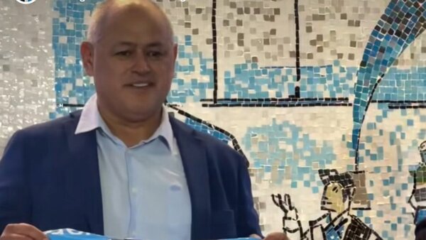 Chiqui Arce ingresa al salón de la fama de Gremio