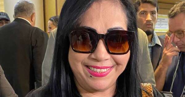 La Nación / Honor Colorado impulsa la pérdida de investidura de Yamy Nal y sanción para Javier Vera