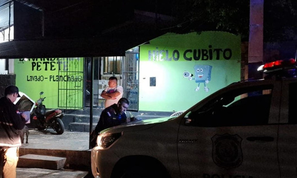 “Toto”, mano derecha de Rotela, blanco de ataque a balazos en su vivienda de Lambaré - OviedoPress