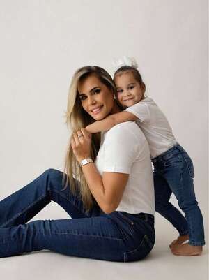Tania Domaniczky celebró los 3 años de su princesita Mía - Gente - ABC Color