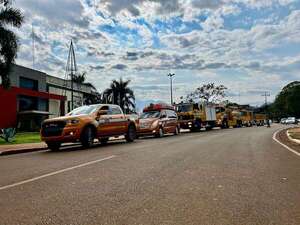 Bomberos se movilizan para exigir el desembolso de la Municipalidad de Minga Guazú - ABC en el Este - ABC Color