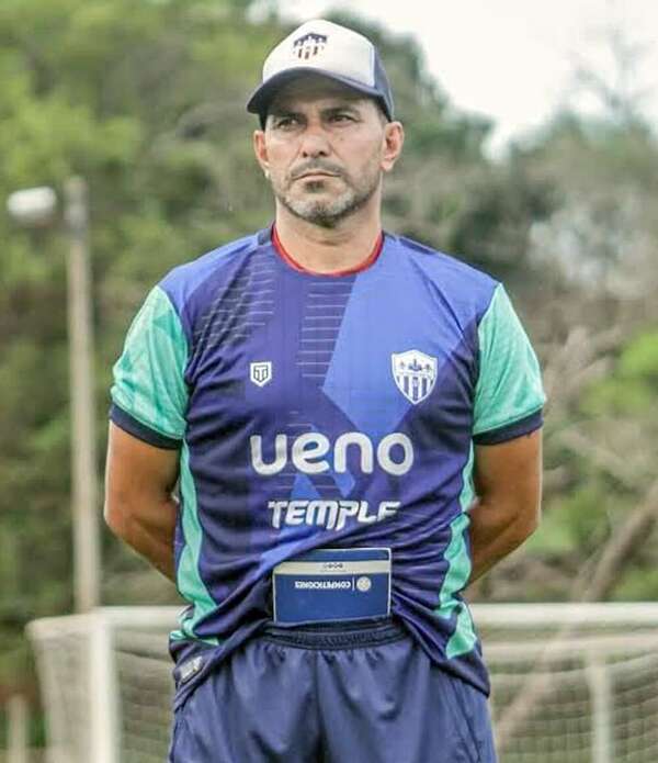 Julio Villalba toma la conducción de Encarnación FC - Fútbol de Intermedia - ABC Color