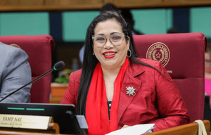 Senado aprueba la pérdida de investidura de Yamy Nal - Noticiero Paraguay