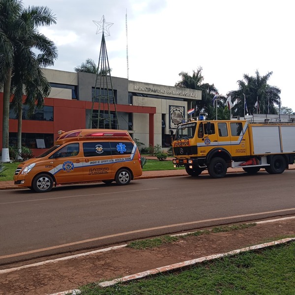 Bomberos de Minga Guazú protestan por siete meses de atraso en aportes municipales - ADN Digital