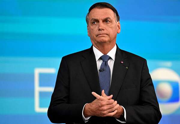 Jair Bolsonaro fue trasladado de urgencia al hospital por un malestar abdominal