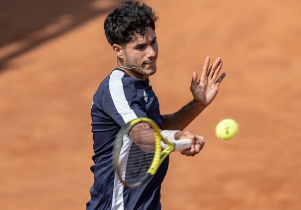 Tenis: Dani Vallejo avanza a segunda ronda en Brasil - Polideportivo - ABC Color