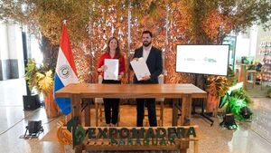 Con alianza histórica, Paraguay se consolida como referente internacional en comercio forestal sostenible