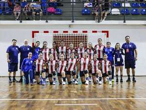 Balonmano: Las niñas de Paraguay A inician con victoria el Sur Centro de menores - Polideportivo - ABC Color