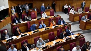 Sucesor de “tránsfuga” aparece en informes de la “ruta del dinero K”