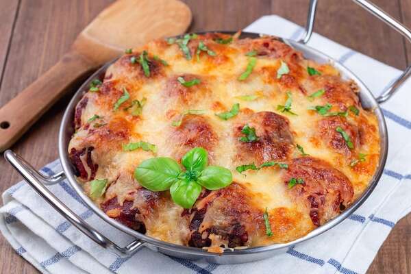 Delicias caseras: cómo preparar pastas al horno con albóndigas en pasos sencillos - Gastronomía - ABC Color