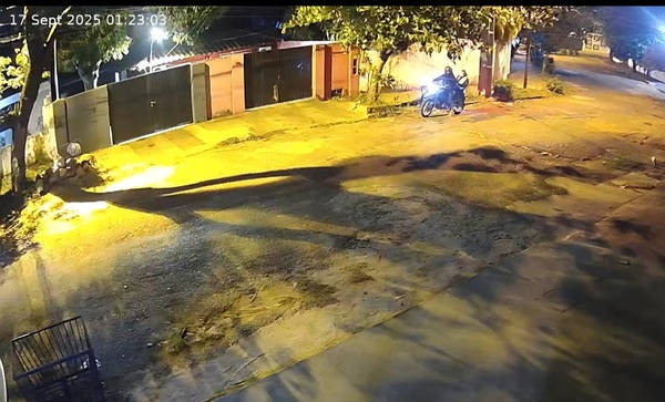 Periodista fue víctima de un atentado a balazos en su vivienda de Lambaré
