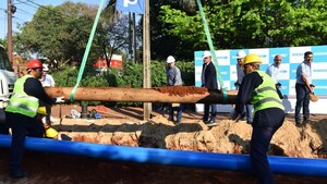 Essap realiza palada simbólica para la renovación de 500 kilómetros de tuberías en Asunción