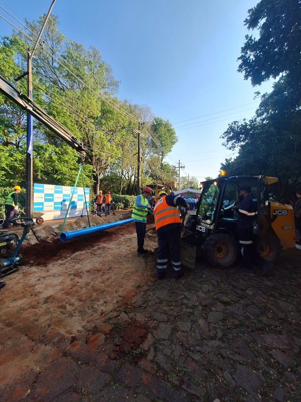 ESSAP pone en marcha un histórico plan de renovación de 500 km de tuberías en Asunción