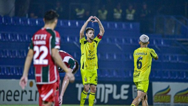 Ale Silva máximo goleador canario