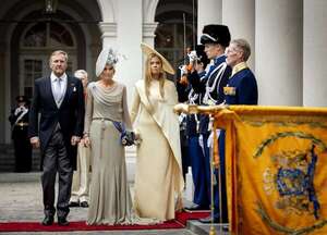 Te mostramos las postales de Máxima de Holanda y sus hijas en el Día del Príncipe - Gente - ABC Color