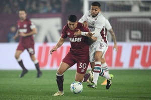 Sobre la hora, Lanús derrotó a Fluminense