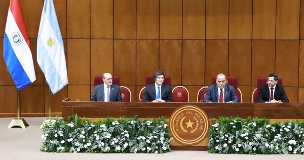 En sesión de honor, Congreso recibe al presidente argentino - ADN Digital