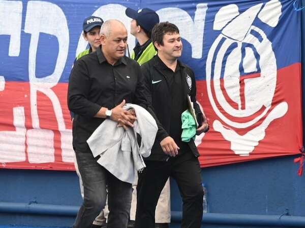 Francisco Arce y la sorpresiva felicitación de Cerro Porteño: “No creo que haya sido porque busquen contratarme de vuelta” - Cerro Porteño - ABC Color